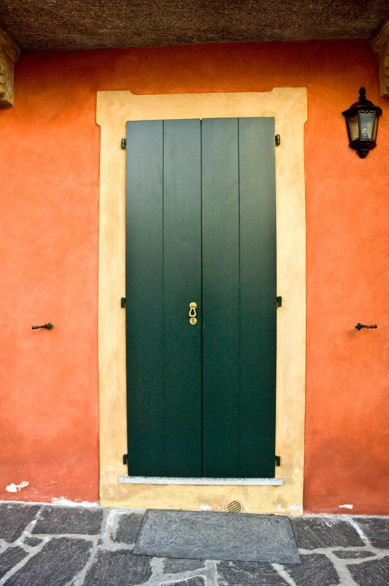 Locanda La Casetta Angera Exteriör bild