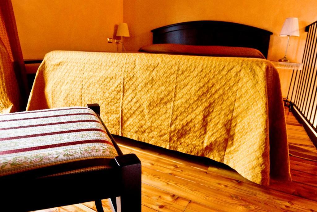 Locanda La Casetta Angera Rum bild