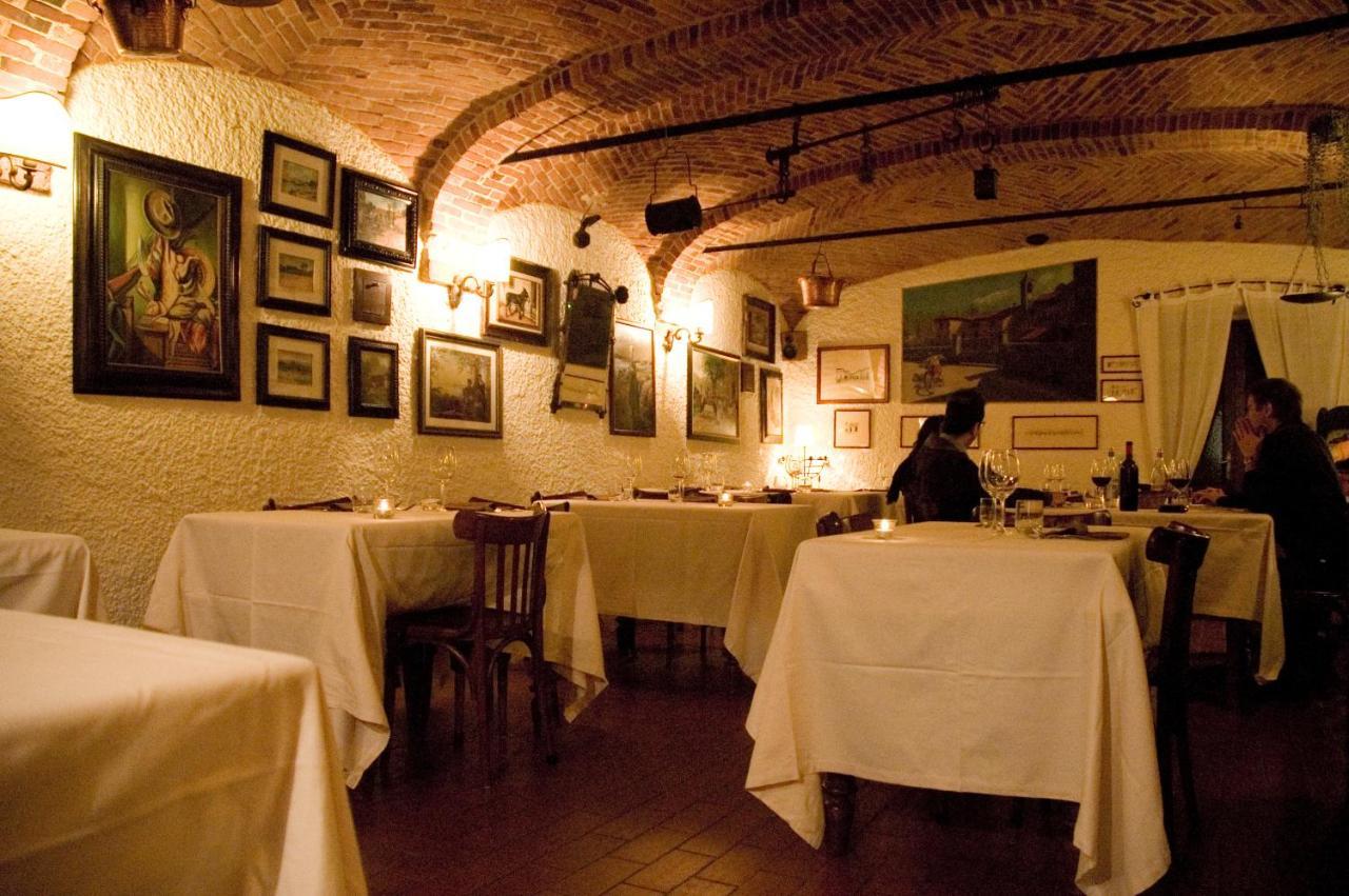 Locanda La Casetta Angera Exteriör bild